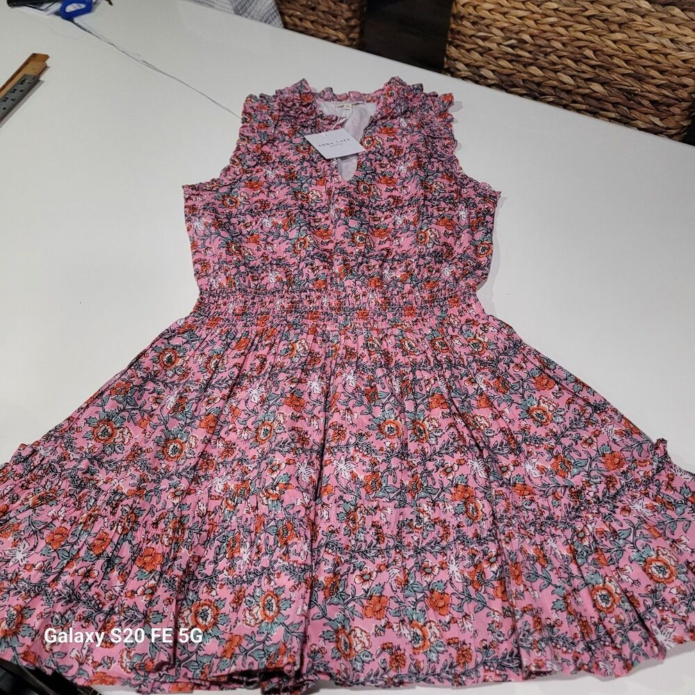 Anna Cate Morgan Ruffled Tiered Lotus Garden Dress SZ M Split Neck Smocked B24